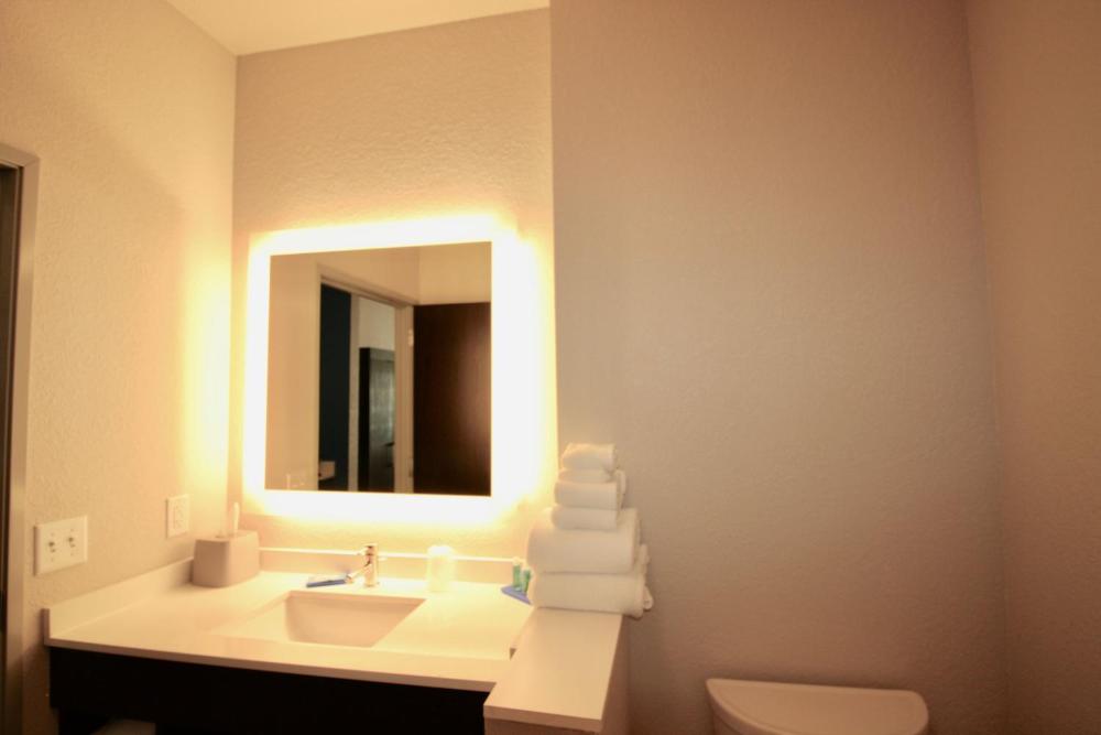 King Suite interior
